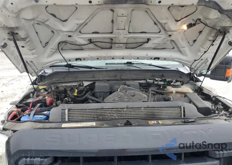 2013 Ford F250 Super Duty из США, поврежденный, VIN 1FTBF2B64DEB31137